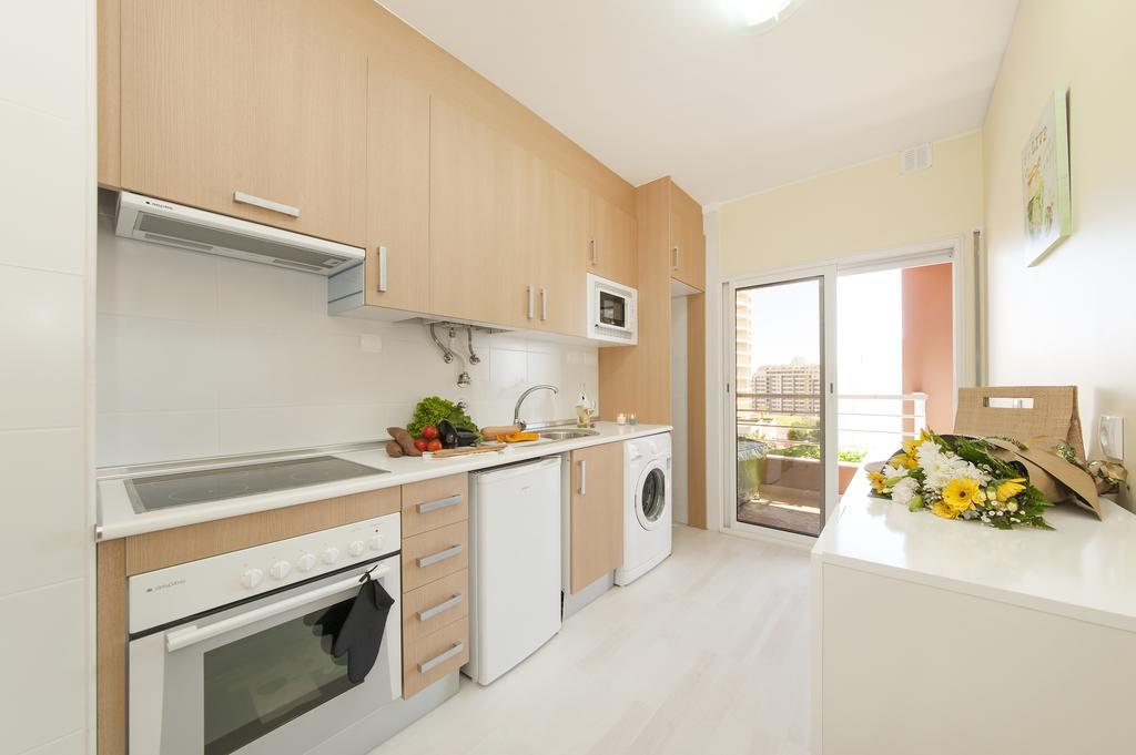 Rocha Blue Sea Apartment Portimao